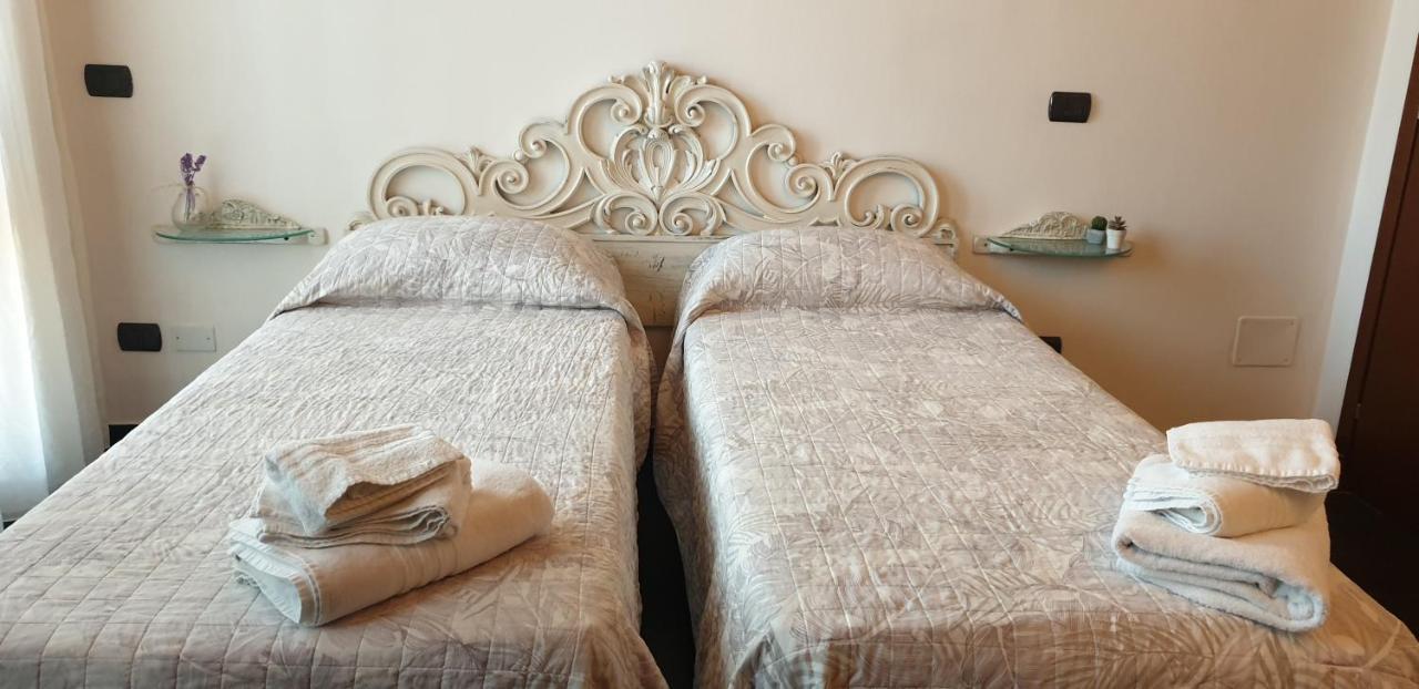 B&B Il Rustico トゥラーテ エクステリア 写真